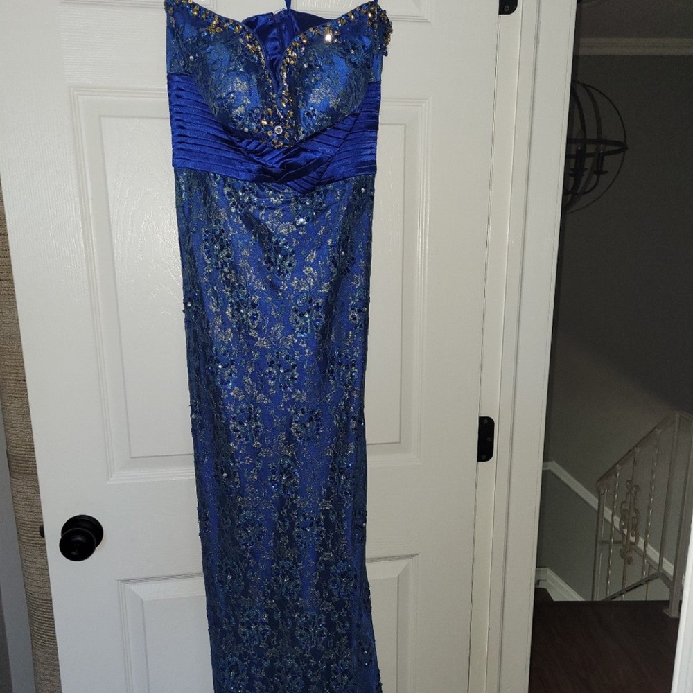Beautiful royal blue strapless evening gown